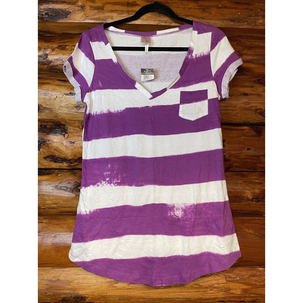 Rue 21 Purple & White Tie Dye V-Neck‎ Short Sleeve Shirt Size XL NWT